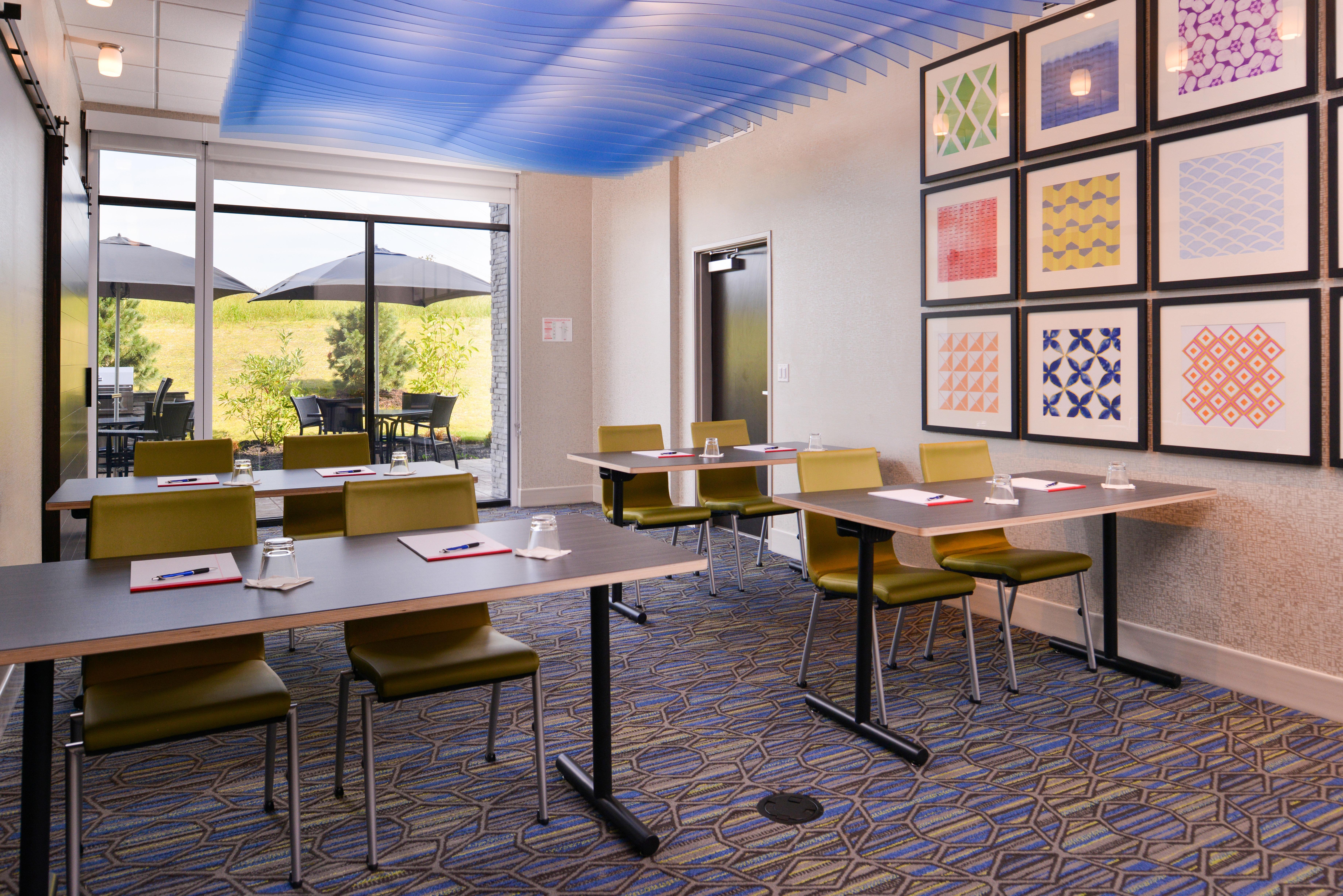 Holiday Inn Express & Suites - Olathe West By Ihg Exterior foto