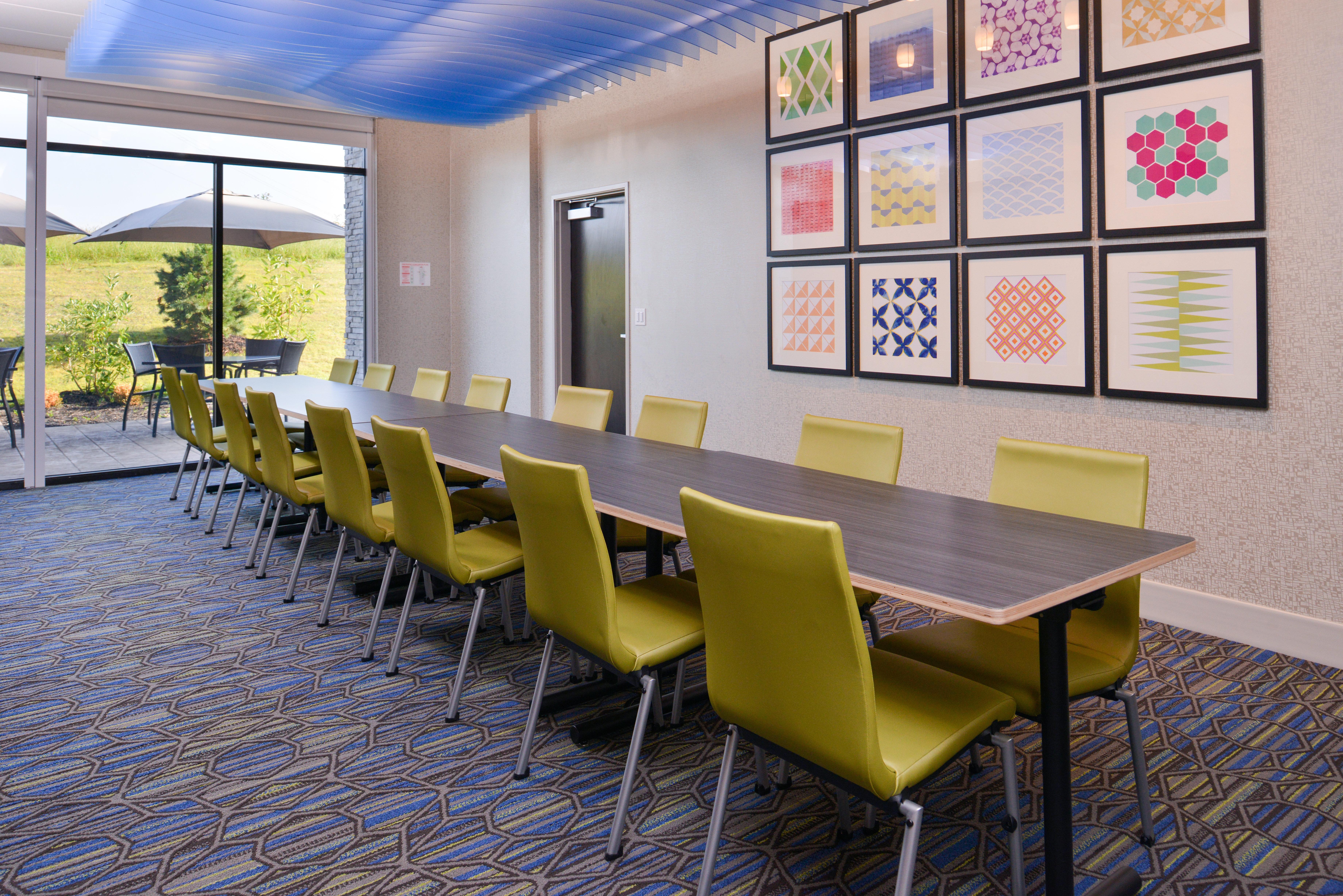 Holiday Inn Express & Suites - Olathe West By Ihg Exterior foto